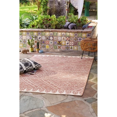 Royal Stripe Outdoor Rug - Opalhouse - Image 4